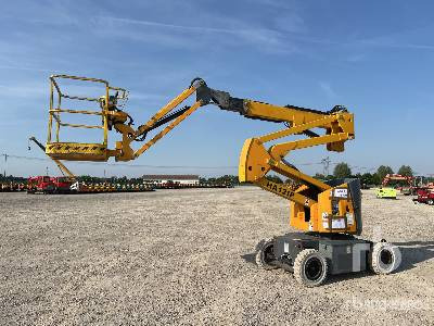 HAULOTTE HA12IP Electric - Articulated boom: picture 1 HAULOTTE HA12IP Electric - Articulated boom: picture 1
