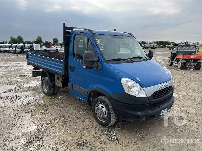 IVECO DAILY 35C11 (Inoperable) - Tipper: picture 5 IVECO DAILY 35C11 (Inoperable) - Tipper: picture 5