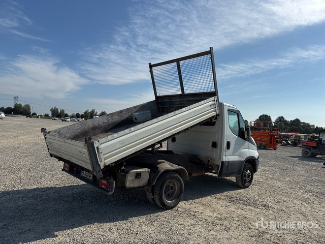Iveco Daily 35-110 Dump Truck: Light Duty - Tipper van: picture 3 Iveco Daily 35-110 Dump Truck: Light Duty - Tipper van: picture 3
