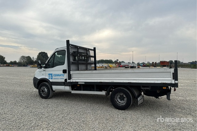 Iveco Daily 65C15 Flatbed Truck - Dropside/ Flatbed truck: picture 2 Iveco Daily 65C15 Flatbed Truck - Dropside/ Flatbed truck: picture 2
