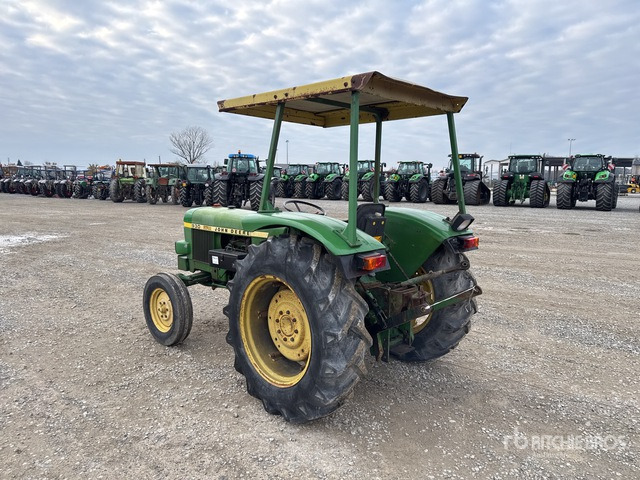 John Deere 930 4WD Tractor - Farm tractor: picture 2 John Deere 930 4WD Tractor - Farm tractor: picture 2