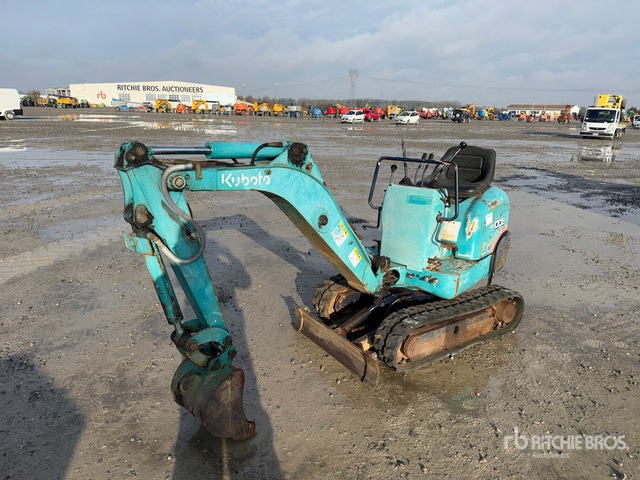Kubota K008 Mini Excavator: <6.6t - Mini excavator: picture 1 Kubota K008 Mini Excavator: <6.6t - Mini excavator: picture 1