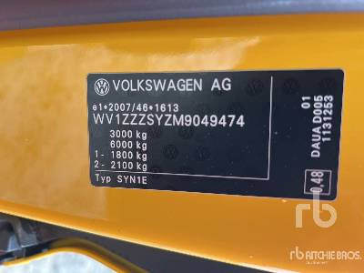 VOLKSWAGEN CRAFTER Panel Medium Wheelbase 2.0 TDI ... - Box truck: picture 5 VOLKSWAGEN CRAFTER Panel Medium Wheelbase 2.0 TDI ... - Box truck: picture 5
