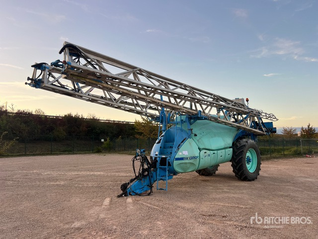 2008 Berthoud Tenor 55-60 DP Tronic 42 m High Clearance Pulverisate ... Pull-Type Sprayer - Trailed sprayer: picture 1 2008 Berthoud Tenor 55-60 DP Tronic 42 m High Clearance Pulverisate ... Pull-Type Sprayer - Trailed sprayer: picture 1