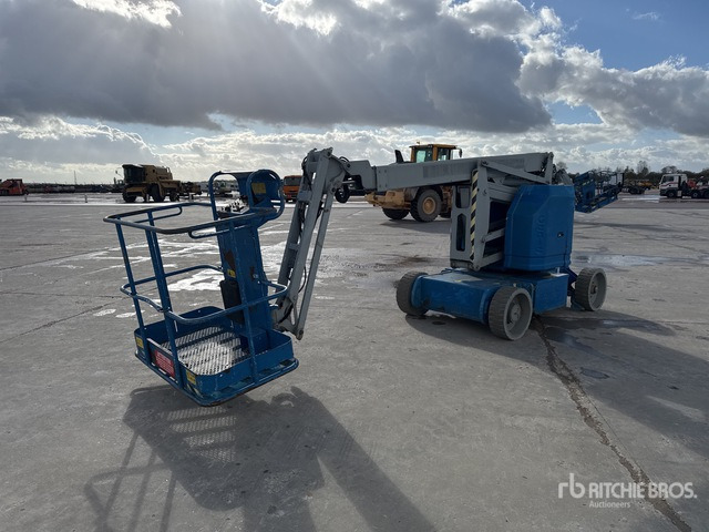 2012 Genie Z34/22N 2WD Electric Nacelle Articulee ... Articulating Boom Lift - Articulated boom: picture 3 2012 Genie Z34/22N 2WD Electric Nacelle Articulee ... Articulating Boom Lift - Articulated boom: picture 3