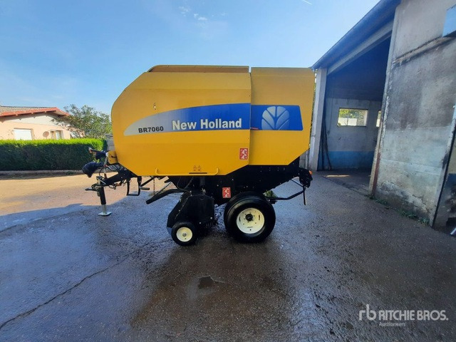 2013 New Holland BR7060 Presse A Bale Ronde Round Baler - Round baler: picture 2 2013 New Holland BR7060 Presse A Bale Ronde Round Baler - Round baler: picture 2