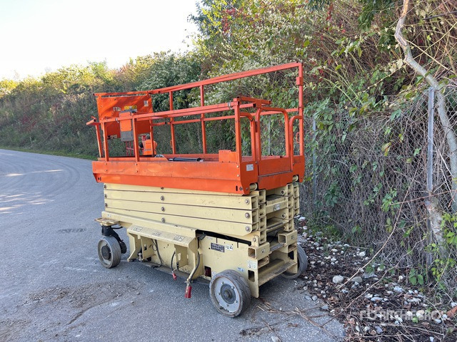 2015 JLG 3246ES Electric Nacelle Ciseaux (Inope ... Scissor Lift - Scissor lift: picture 4 2015 JLG 3246ES Electric Nacelle Ciseaux (Inope ... Scissor Lift - Scissor lift: picture 4