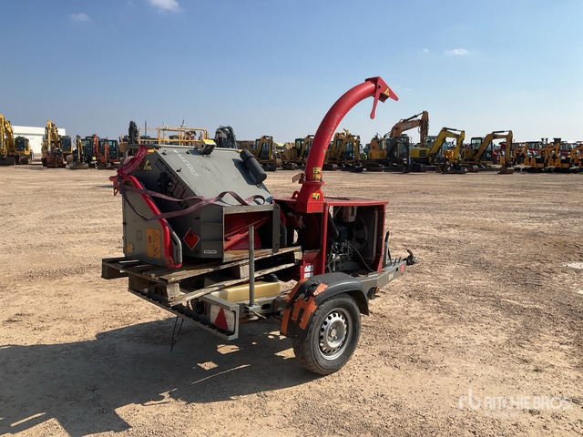 2016 Timberwolf TW 230DHB Broyeur 1 Essieu S/A (Inoperable) Wood Chipper - Wood chipper: picture 3 2016 Timberwolf TW 230DHB Broyeur 1 Essieu S/A (Inoperable) Wood Chipper - Wood chipper: picture 3