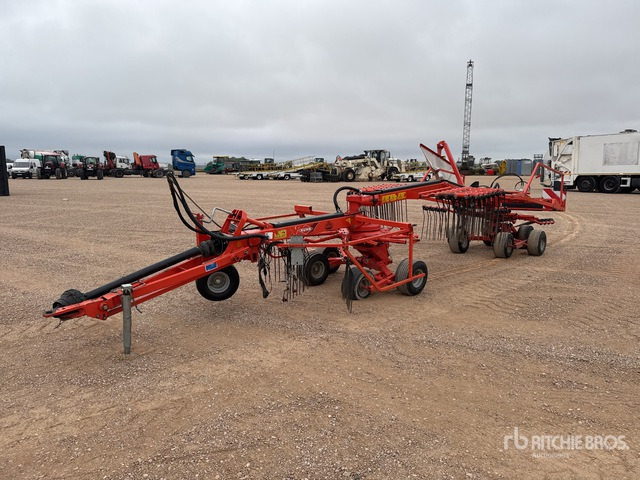 2020 Kuhn GA6632 6.6 m Semi-Mount 2 Rotor Andaineuse Hay Rake - Tedder/ Rake: picture 1 2020 Kuhn GA6632 6.6 m Semi-Mount 2 Rotor Andaineuse Hay Rake - Tedder/ Rake: picture 1