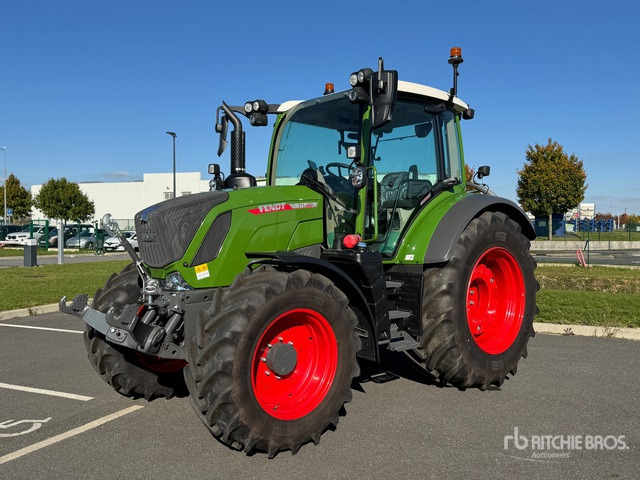 2023 Fendt 311 Vario Gen 4 Profi Setting 1 4x4 Tracteur Agricole (Non Util ... 4WD Tractor - Farm tractor: picture 1 2023 Fendt 311 Vario Gen 4 Profi Setting 1 4x4 Tracteur Agricole (Non Util ... 4WD Tractor - Farm tractor: picture 1