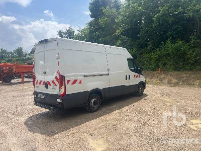 IVECO 35S14 Vehicule Utilitaire - Panel van: picture 3 IVECO 35S14 Vehicule Utilitaire - Panel van: picture 3
