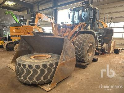 LIEBHERR L566 2 PLUS 2 Chargeuse Sur Pneus - Wheel loader: picture 1 LIEBHERR L566 2 PLUS 2 Chargeuse Sur Pneus - Wheel loader: picture 1