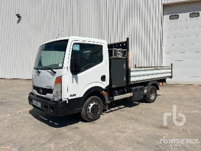 NISSAN CABSTAR 35.14 - Tipper: picture 1 NISSAN CABSTAR 35.14 - Tipper: picture 1
