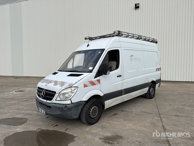 2011 Mercedes Benz Sprinter 313 CDI Vehicule Utilitaire Cargo Van - Van: picture 1 2011 Mercedes Benz Sprinter 313 CDI Vehicule Utilitaire Cargo Van - Van: picture 1