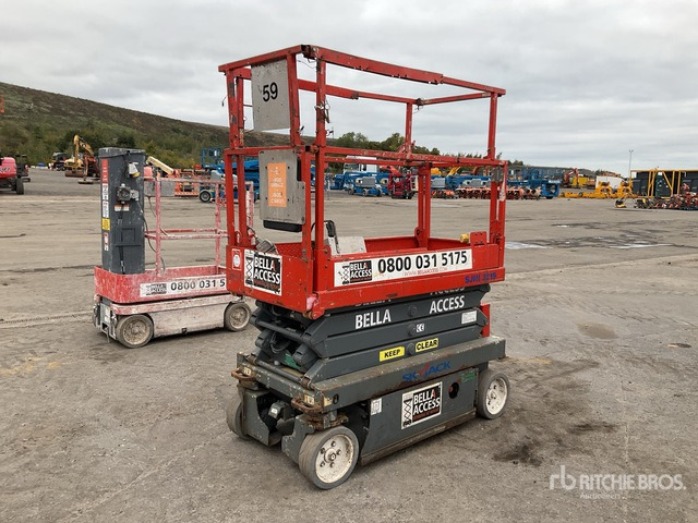 2010 Skyjack SJIII3219 Electric Scissor Lift - Scissor lift: picture 3 2010 Skyjack SJIII3219 Electric Scissor Lift - Scissor lift: picture 3