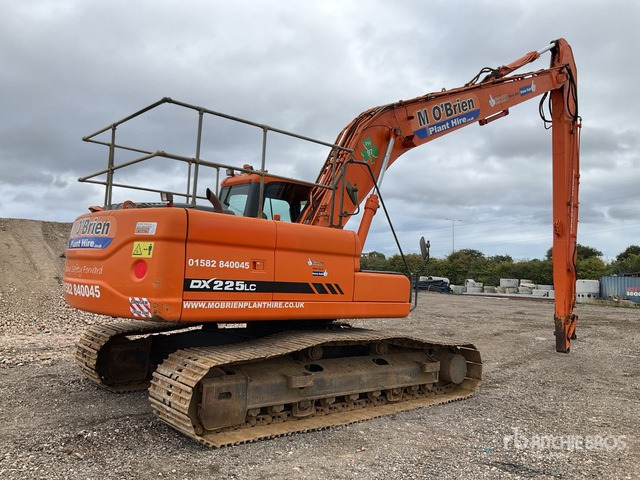 2011 Doosan DX225 LC Long Reach Tracked Excavator - Crawler excavator: picture 3 2011 Doosan DX225 LC Long Reach Tracked Excavator - Crawler excavator: picture 3