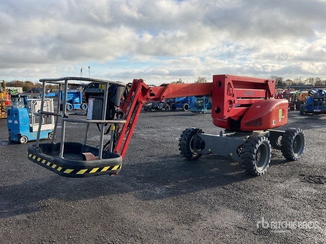 2013 Nifty-Lift HR15D 4WD Diesel Articulating Boom Lift - Articulated boom: picture 4 2013 Nifty-Lift HR15D 4WD Diesel Articulating Boom Lift - Articulated boom: picture 4