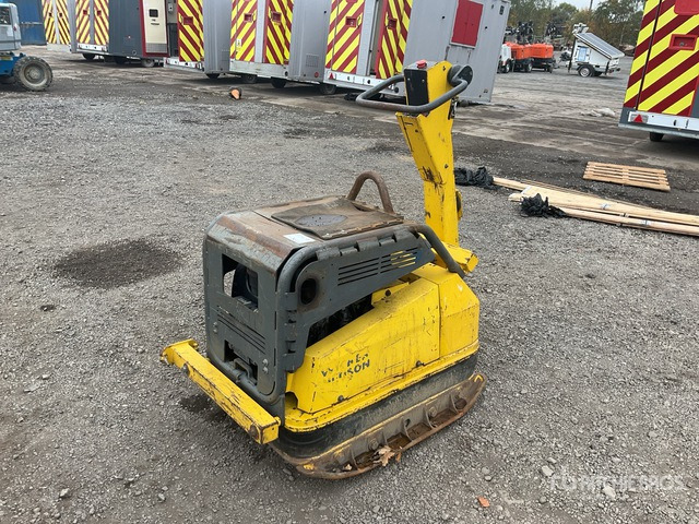 2014 Wacker Neuson Vibroplate DPU100-70 LES Vibratory Plate Compactor Vibratory Plate Compactor - Vibratory plate: picture 2 2014 Wacker Neuson Vibroplate DPU100-70 LES Vibratory Plate Compactor Vibratory Plate Compactor - Vibratory plate: picture 2
