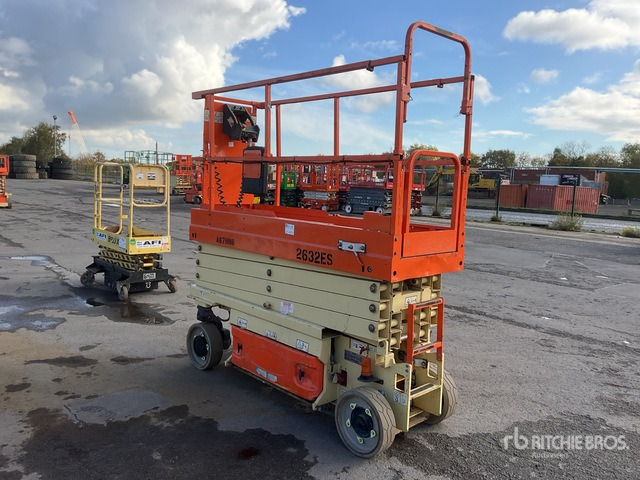 2015 JLG 2632ES Electric Scissor Lift - Scissor lift: picture 4 2015 JLG 2632ES Electric Scissor Lift - Scissor lift: picture 4
