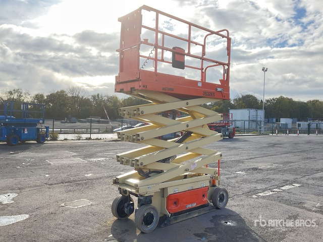 2015 JLG 2632ES Electric Scissor Lift - Scissor lift: picture 1 2015 JLG 2632ES Electric Scissor Lift - Scissor lift: picture 1
