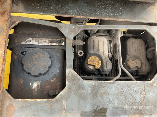 2015 Wacker Neuson Vibroplate DPU100-70 LES Vibratory Plate Compactor Vibratory Plate Compactor - Vibratory plate: picture 5 2015 Wacker Neuson Vibroplate DPU100-70 LES Vibratory Plate Compactor Vibratory Plate Compactor - Vibratory plate: picture 5