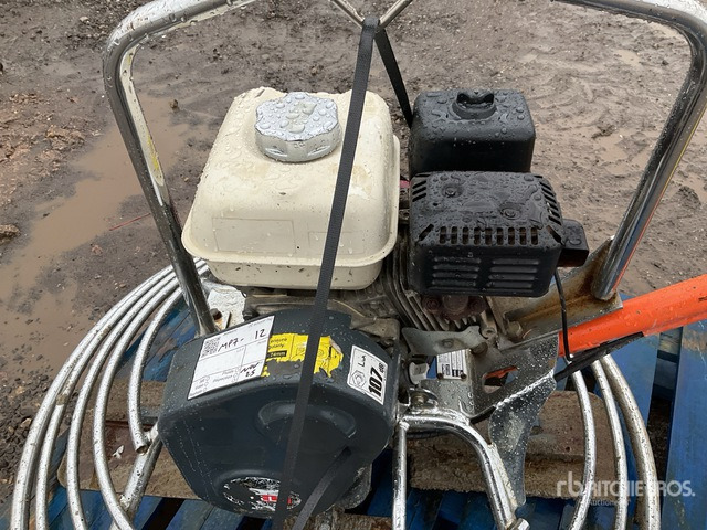 2016 Belle PTLW931 Power Trowel - Power trowel: picture 5 2016 Belle PTLW931 Power Trowel - Power trowel: picture 5