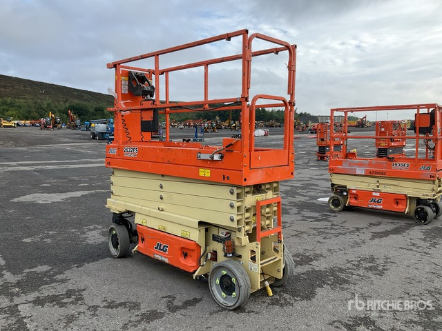 2016 JLG 2632ES Electric Scissor Lift - Scissor lift: picture 4 2016 JLG 2632ES Electric Scissor Lift - Scissor lift: picture 4