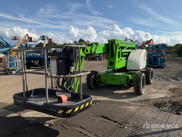 2016 Nifty HR21 4WD Hybrid Articulating Boom Lift - Articulated boom: picture 1 2016 Nifty HR21 4WD Hybrid Articulating Boom Lift - Articulated boom: picture 1