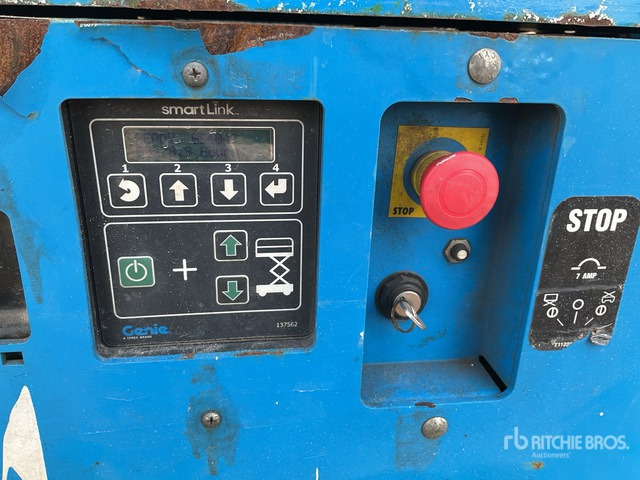 2017 Genie GS-4047 Electric Scissor Lift - Scissor lift: picture 5 2017 Genie GS-4047 Electric Scissor Lift - Scissor lift: picture 5