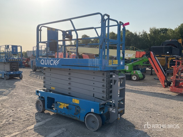 2017 Genie GS-4047 Electric Scissor Lift - Scissor lift: picture 2 2017 Genie GS-4047 Electric Scissor Lift - Scissor lift: picture 2