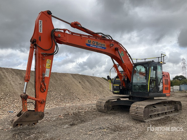 2018 Hitachi ZX225USLC-6 Tracked Excavator - Crawler excavator: picture 1 2018 Hitachi ZX225USLC-6 Tracked Excavator - Crawler excavator: picture 1