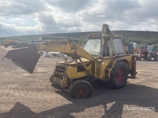 JCB 3CX Backhoe Loader - Flail mower/ Mulcher: picture 1 JCB 3CX Backhoe Loader - Flail mower/ Mulcher: picture 1