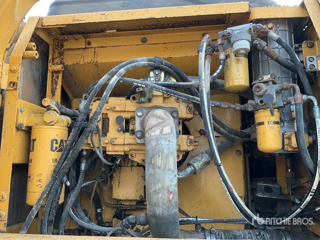 2002 Cat 330CL - Crawler excavator: picture 5 2002 Cat 330CL - Crawler excavator: picture 5