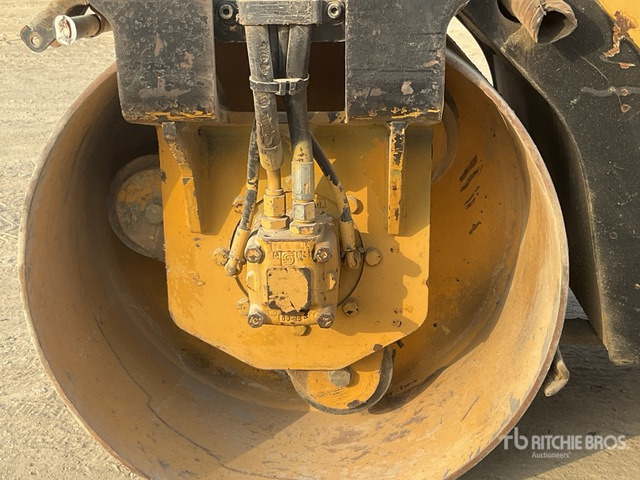 2006 Cat CB114 - Roller: picture 5 2006 Cat CB114 - Roller: picture 5
