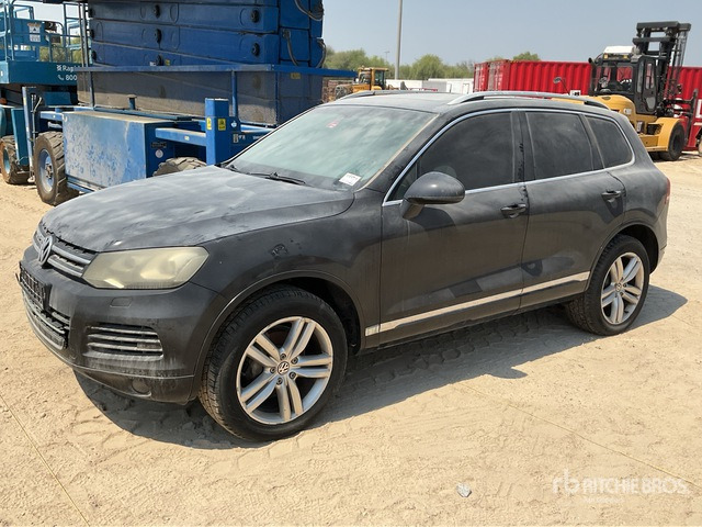 2011 Volkswagen Taureq AWD (Inoperable) SUV - SUV: picture 1 2011 Volkswagen Taureq AWD (Inoperable) SUV - SUV: picture 1