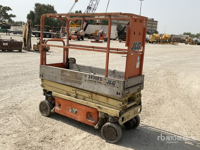 2013 JLG 1930ES Electric Scissor Lift - Scissor lift: picture 2 2013 JLG 1930ES Electric Scissor Lift - Scissor lift: picture 2