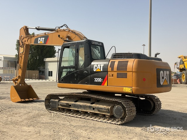 2017 Cat 320D2 - Crawler excavator: picture 4 2017 Cat 320D2 - Crawler excavator: picture 4