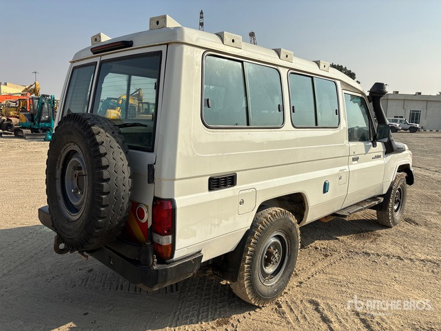 2018 Toyota Land Cruiser 78R 4x4 SUV - SUV: picture 3 2018 Toyota Land Cruiser 78R 4x4 SUV - SUV: picture 3