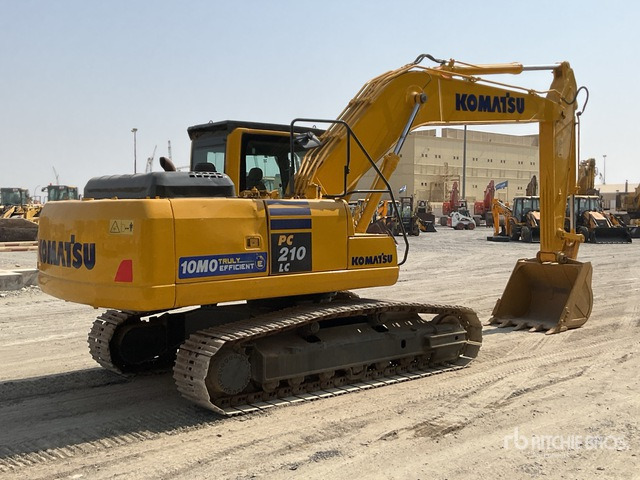 2019 Komatsu PC210-10M0 Tracked Excavator - Crawler excavator: picture 3 2019 Komatsu PC210-10M0 Tracked Excavator - Crawler excavator: picture 3