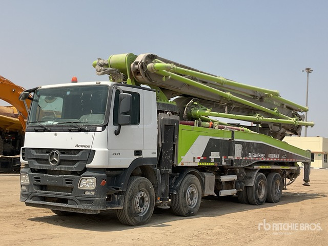 2019 Mercedes-Benz Actros 4141 2019 Zoomlion 56X-6RZ 56 m on 8 ... Concrete Pump Truck - Concrete pump truck: picture 3 2019 Mercedes-Benz Actros 4141 2019 Zoomlion 56X-6RZ 56 m on 8 ... Concrete Pump Truck - Concrete pump truck: picture 3