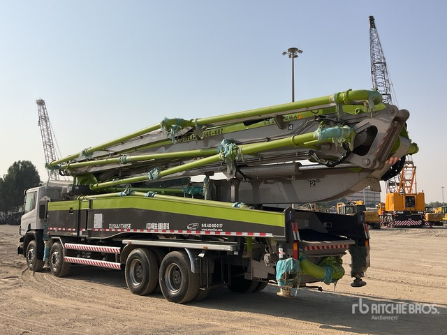 2019 Scania P420 2019 Zoomlion ZLJ5441THBSE 56 m ... Concrete Pump Truck - Concrete pump truck: picture 3 2019 Scania P420 2019 Zoomlion ZLJ5441THBSE 56 m ... Concrete Pump Truck - Concrete pump truck: picture 3