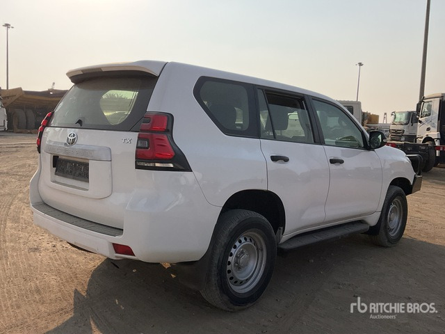 2019 Toyota Prado TX 150L 4x4 SUV - SUV: picture 4 2019 Toyota Prado TX 150L 4x4 SUV - SUV: picture 4