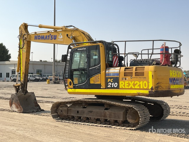 2022 Komatsu PC210-10M0 Tracked Excavator - Crawler excavator: picture 5 2022 Komatsu PC210-10M0 Tracked Excavator - Crawler excavator: picture 5