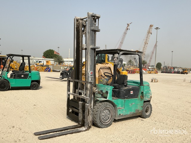 DALIAN CPCD40A - Diesel forklift: picture 1 DALIAN CPCD40A - Diesel forklift: picture 1