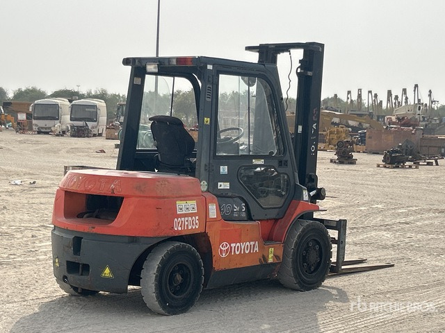 Toyota 02-7FD35 Forklift - Forklift: picture 4 Toyota 02-7FD35 Forklift - Forklift: picture 4
