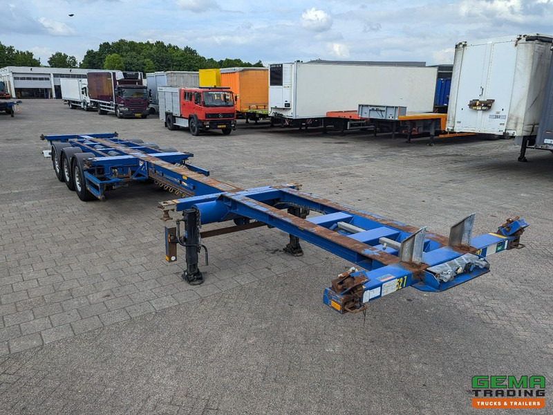 Broshuis MFCC 3-Assen SAF - Lift as - Schijfremmen - Alle aansluitingen - Container transporter/ Swap body semi-trailer: picture 4 Broshuis MFCC 3-Assen SAF - Lift as - Schijfremmen - Alle aansluitingen - Container transporter/ Swap body semi-trailer: picture 4