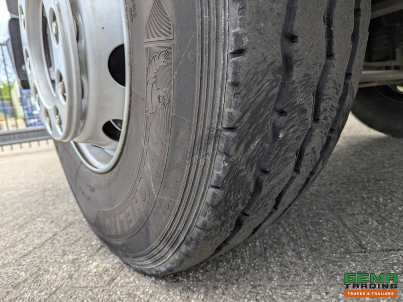 DAF CF 330 FAT 6x4 Dagcab Euro6A - Open laadbak 6.4m + PM 15522 - RadioGrafisch - Handgeschakeld - 08/2025APK leasing DAF CF 330 FAT 6x4 Dagcab Euro6A - Open laadbak 6.4m + PM 15522 - RadioGrafisch - Handgeschakeld - 08/2025APK: picture 19 DAF CF 330 FAT 6x4 Dagcab Euro6A - Open laadbak 6.4m + PM 15522 - RadioGrafisch - Handgeschakeld - 08/2025APK leasing DAF CF 330 FAT 6x4 Dagcab Euro6A - Open laadbak 6.4m + PM 15522 - RadioGrafisch - Handgeschakeld - 08/2025APK: picture 19