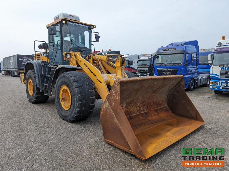 Hyundai HL760-9A Wheelloader - BM-Air overdruk unit - Cummins QSB6.7 - Engine prefilters  (M33) - Wheel loader: picture 3 Hyundai HL760-9A Wheelloader - BM-Air overdruk unit - Cummins QSB6.7 - Engine prefilters  (M33) - Wheel loader: picture 3