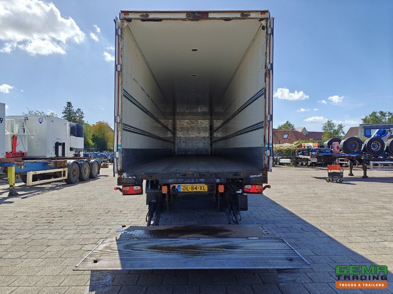 SYSTEM TRAILERS GS PRS 18 2-Assen SAF - LiftAs en StuurAs - Schijfremmen - Gesloten Opbouw - Laadklep 2000KG - Closed box semi-trailer: picture 3 SYSTEM TRAILERS GS PRS 18 2-Assen SAF - LiftAs en StuurAs - Schijfremmen - Gesloten Opbouw - Laadklep 2000KG - Closed box semi-trailer: picture 3