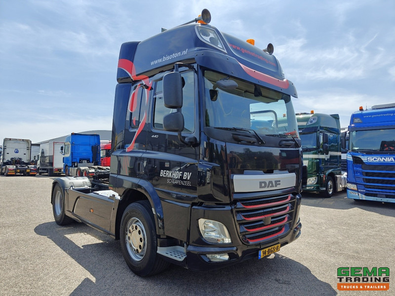 DAF CF 440 FT 4x2 Spacecab Euro6A - SchuifSchotel - Nato - Tractor unit: picture 2 DAF CF 440 FT 4x2 Spacecab Euro6A - SchuifSchotel - Nato - Tractor unit: picture 2